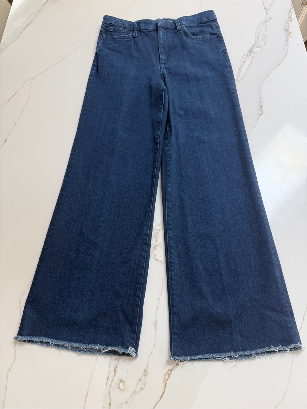 Frank & Eileen Wide-Leg Jeans in Dark Blue with Frayed Hem